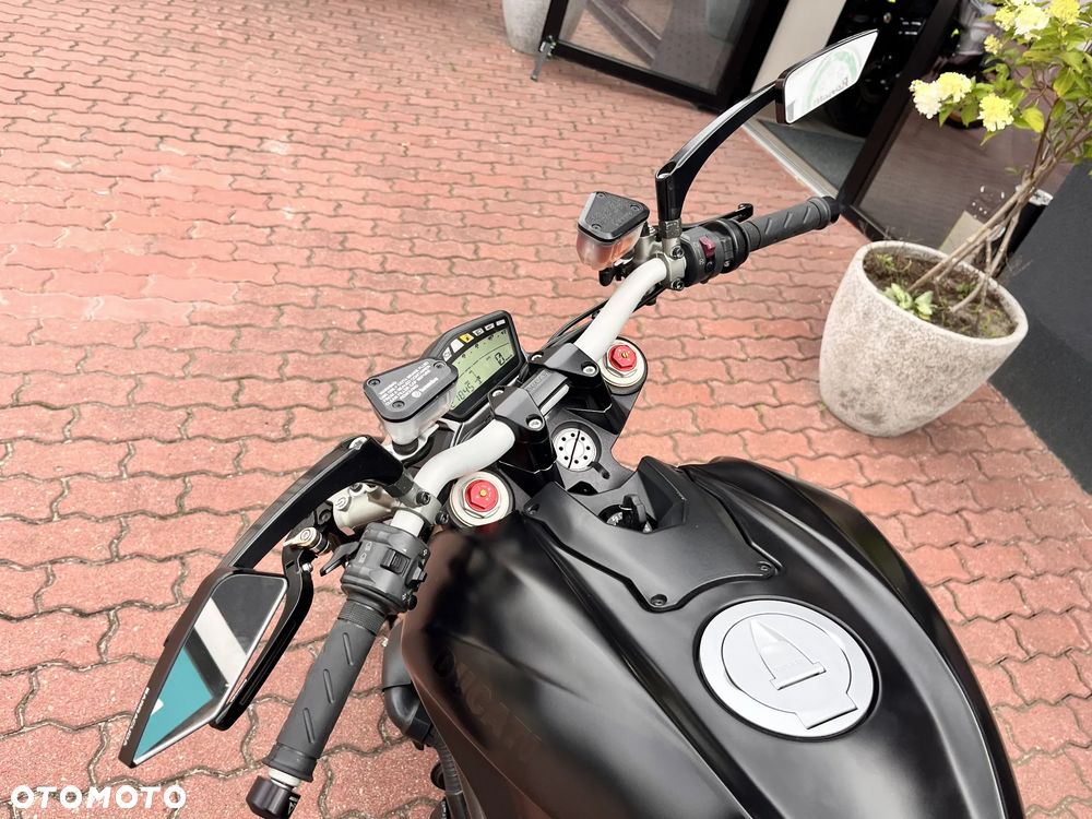 Ducati Streetfighter 848 - 14