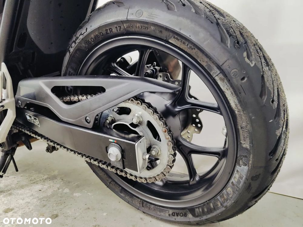Honda NC - 25