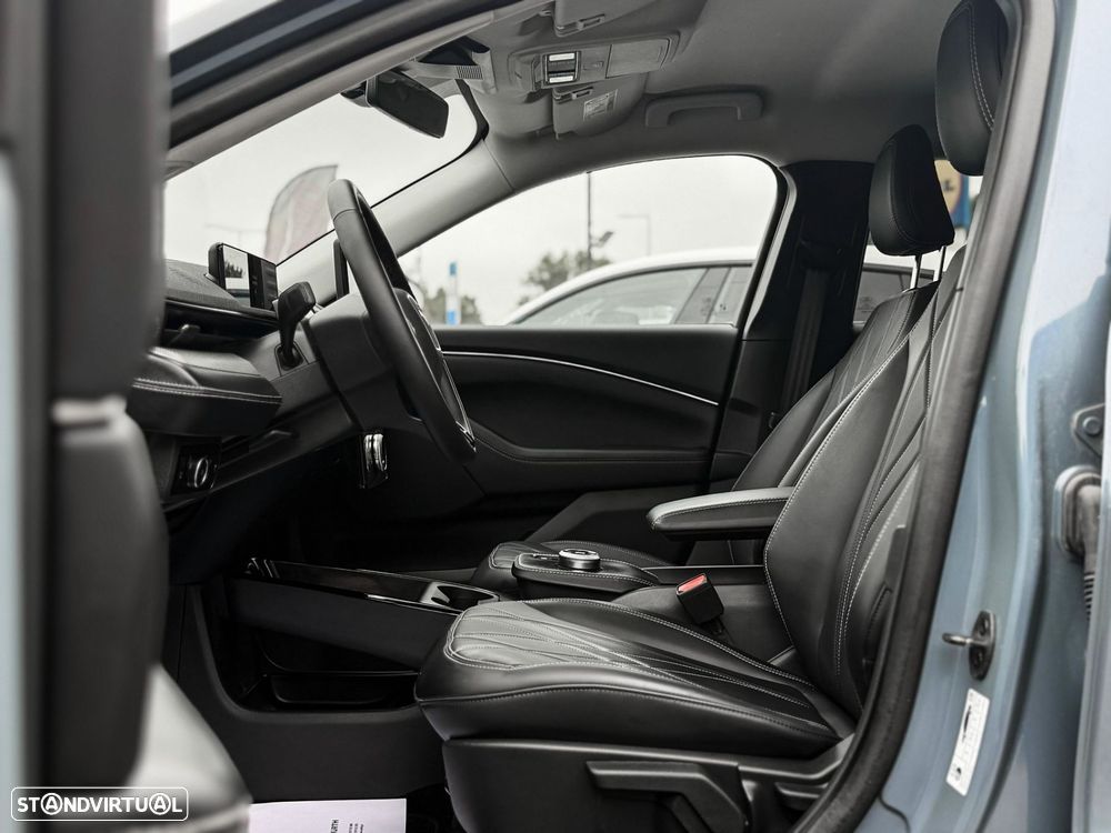 Ford Mustang Mach-E 75.7 kWh Base - 8