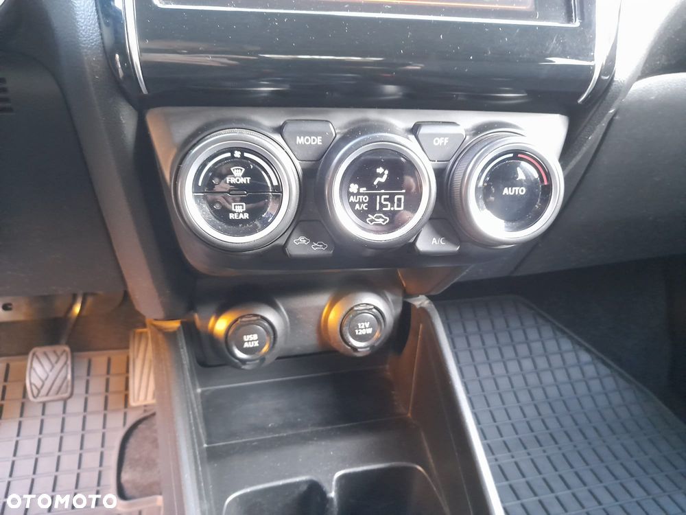 Suzuki Swift 1.2 Premium Plus - 15