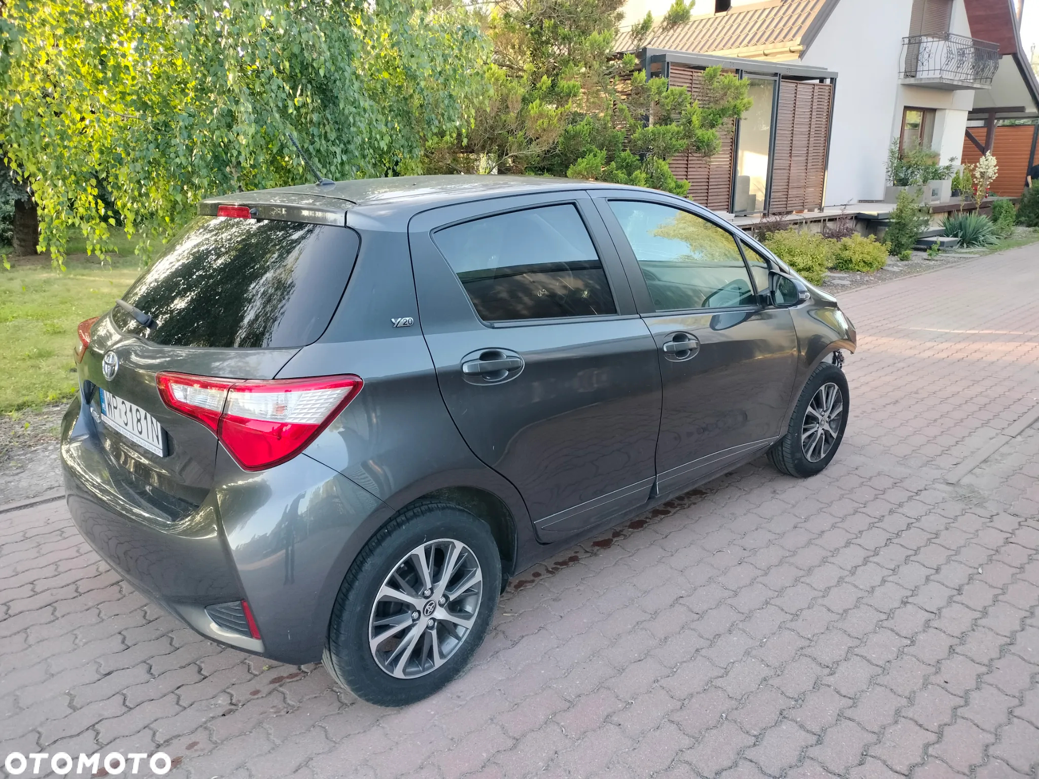 Toyota Yaris 1.5 Premium - 6