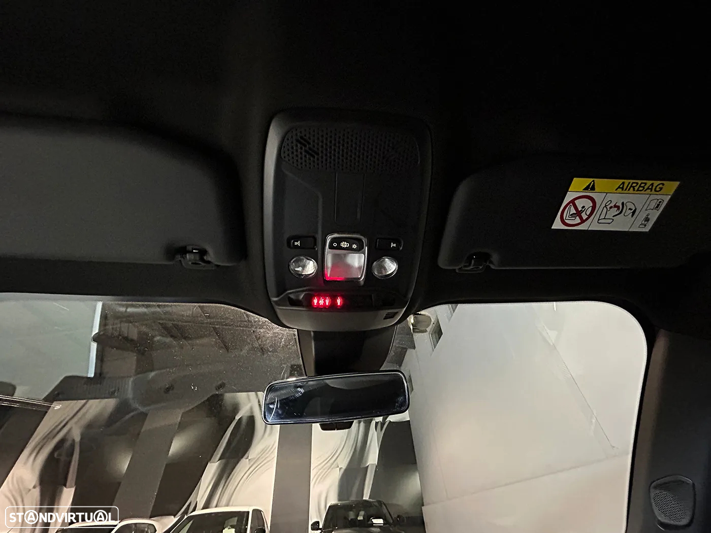 Peugeot 2008 1.2 PureTech Active - 32