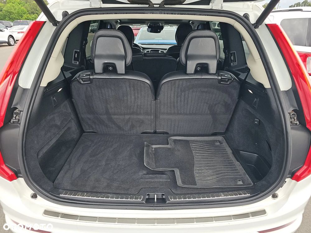 Volvo XC 90 T5 AWD Momentum - 12