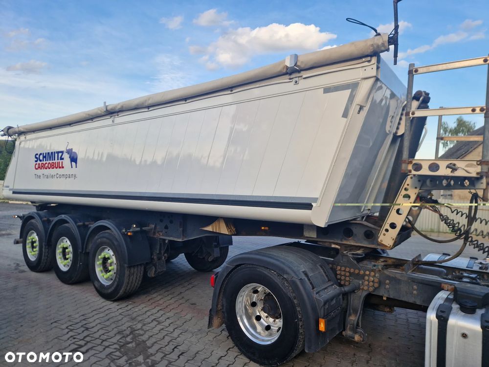 Schmitz Cargobull 24m3 - 27m3/ 2008-2012 - 1