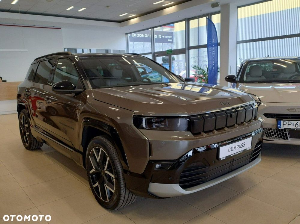 Jeep Compass - 1