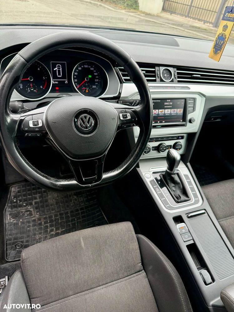 Volkswagen Passat Variant 2.0 TDI DSG (BlueMotion Technology) Comfortline - 10