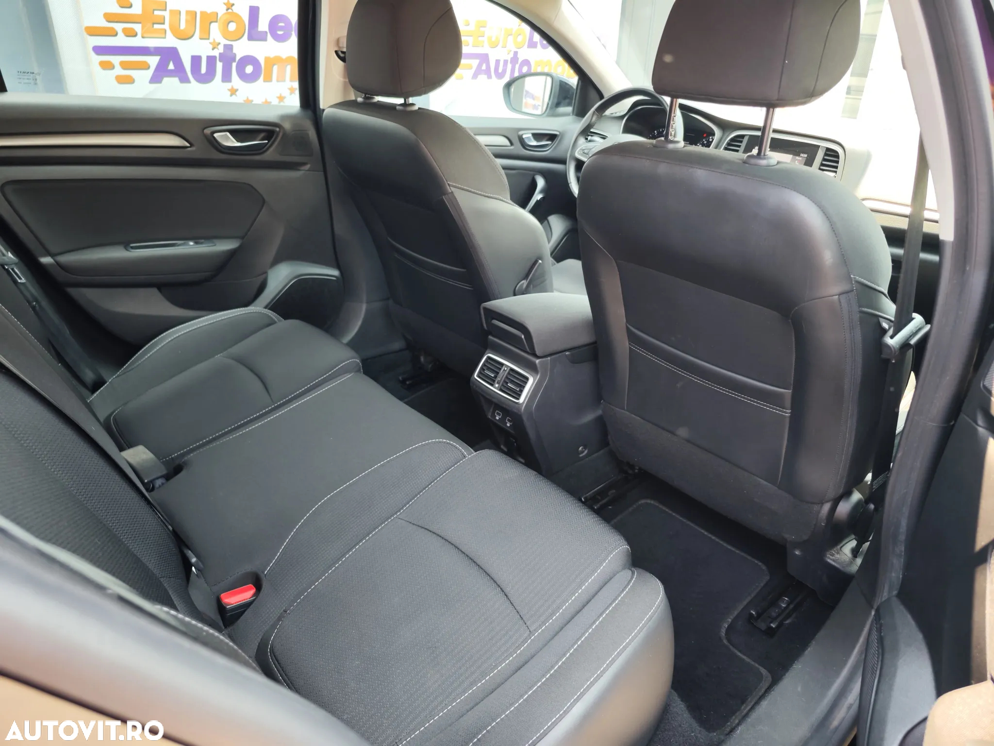 Renault Megane Grandtour BLUE dCi 115 EDC BUSINESS EDITION - 25
