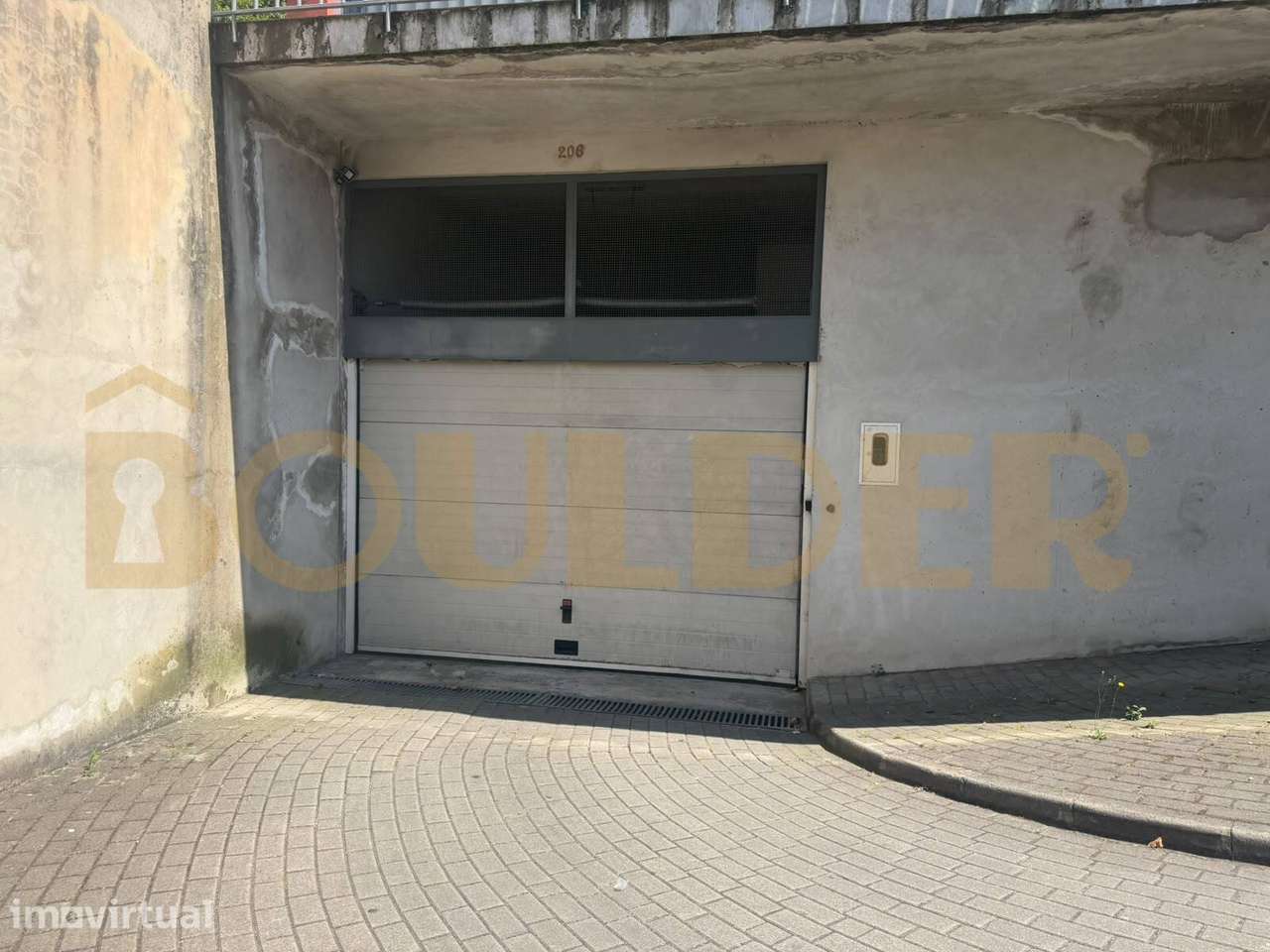 Garagem em Póvoa de Lanhoso - Grande imagem: 2/8