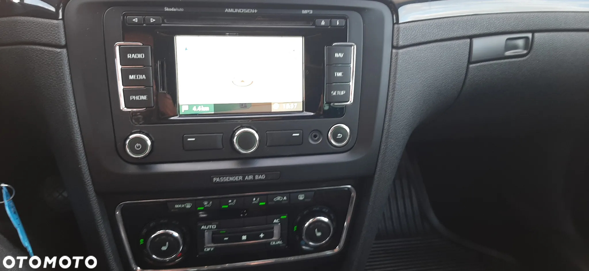 Skoda Superb 2.0 TDI Elegance - 14