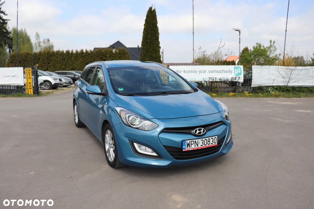 Hyundai i30 i30cw 1.6 CRDi Intro Edition - 4