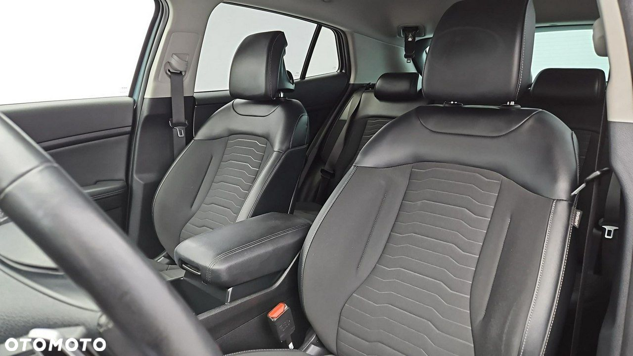 Kia Sportage 1.6 T-GDI MHEV Business Line 2WD DCT - 11