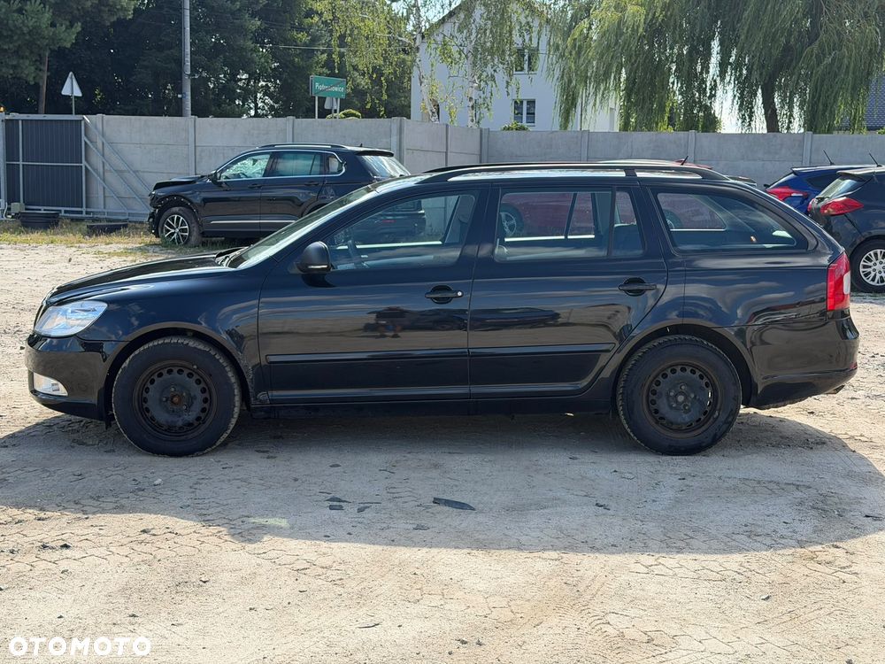 Skoda Octavia 1.6 Combi - 2