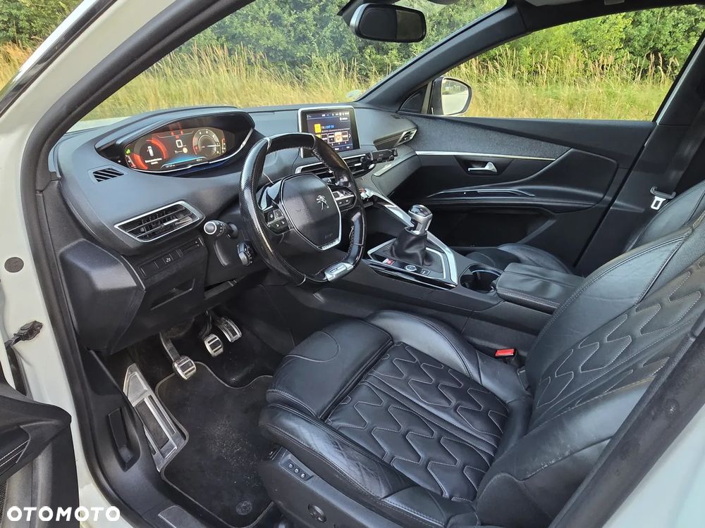 Peugeot 5008 - 25