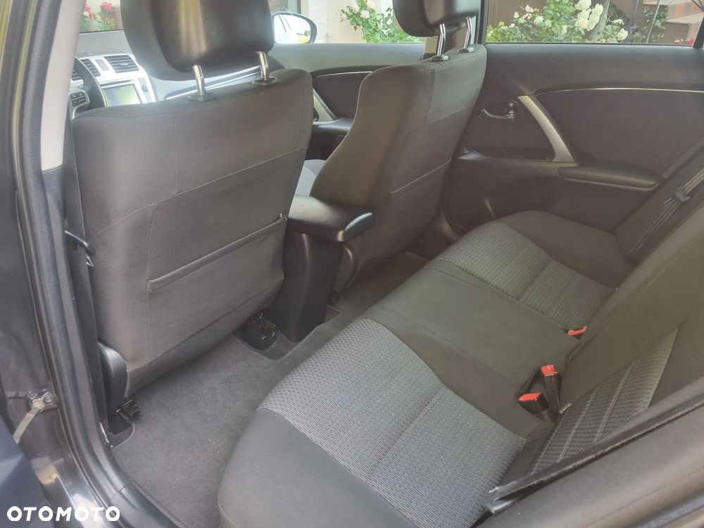 Toyota Avensis 1.8 Business Edition - 22