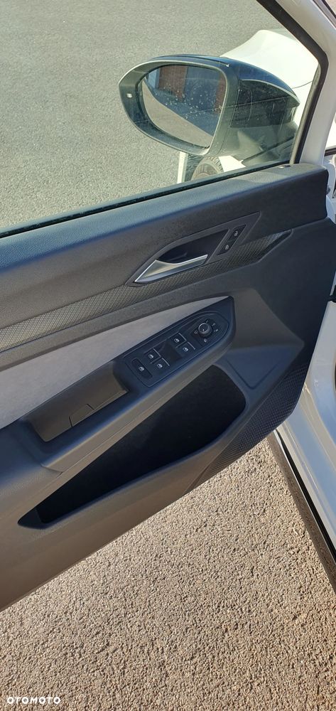 Volkswagen Golf 1.5 TSI EVO R-Line - 17