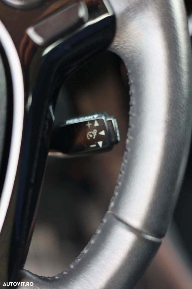 Peugeot 108 PureTech 82 Allure - 34