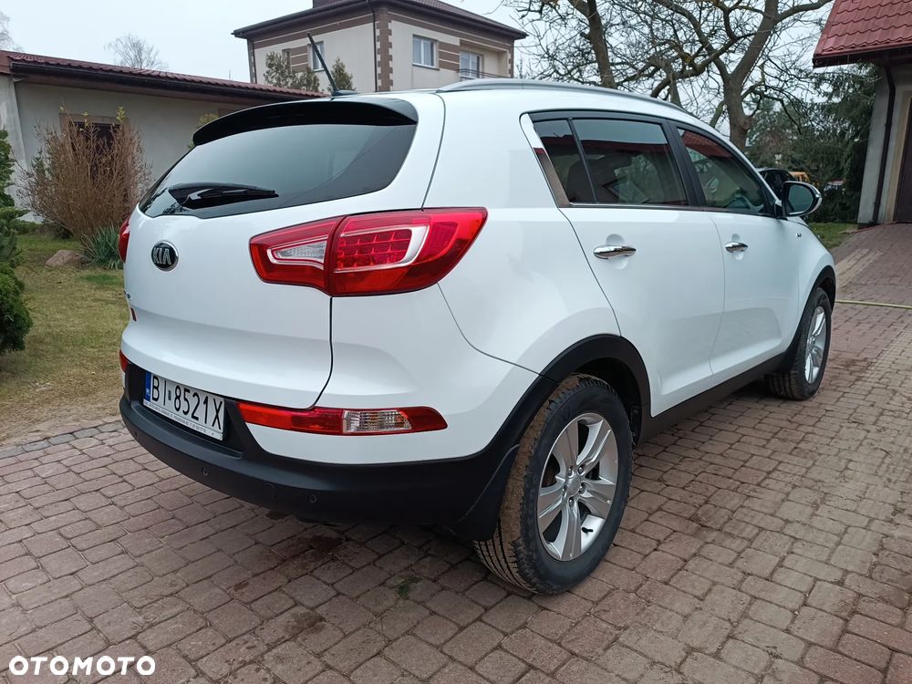 Kia Sportage 2.0 L - 20