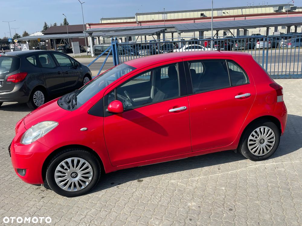Toyota Yaris 1.0 VVT-i Team - 11