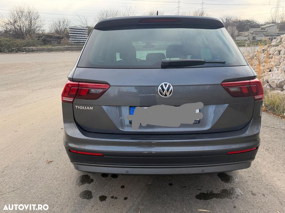 Volkswagen Tiguan 2.0 TDI DPF DSG Comfortline - 10