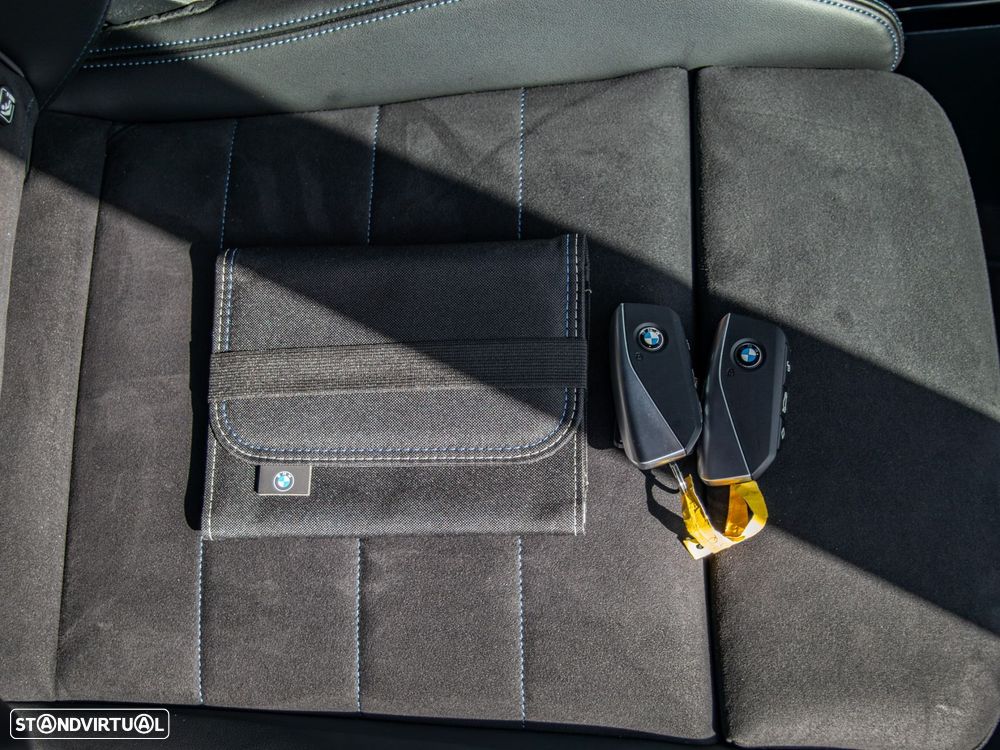 BMW X1 xDrive25e Pack Desportivo M - 36