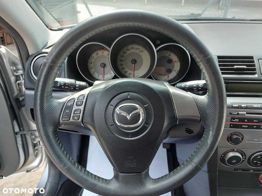 Mazda 3 1.6 Sport Active - 27
