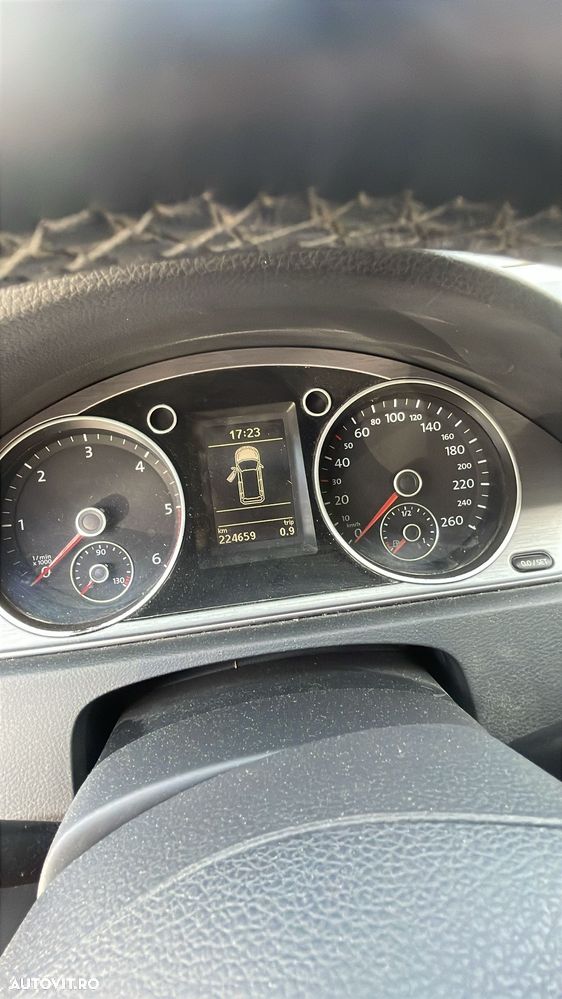 Volkswagen Passat 2.0 TDI BlueMotion Technology Comfortline - 4