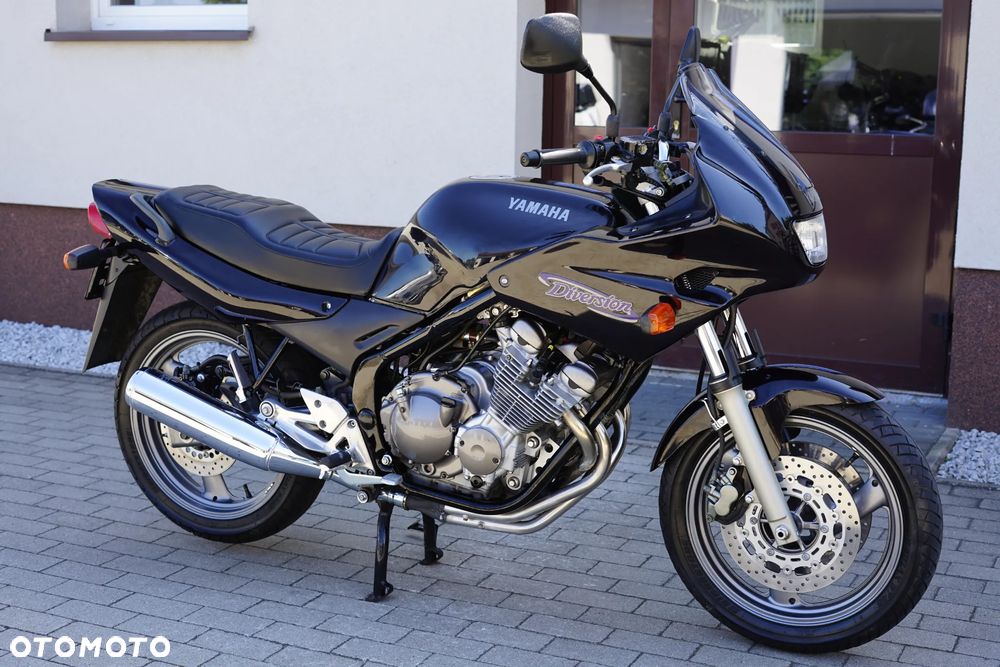 Yamaha XJ - 2