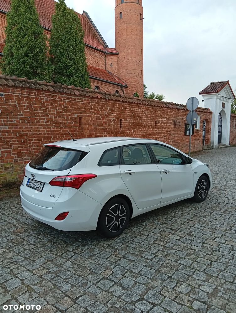 Hyundai i30 1.4 CRDi Classic + - 4