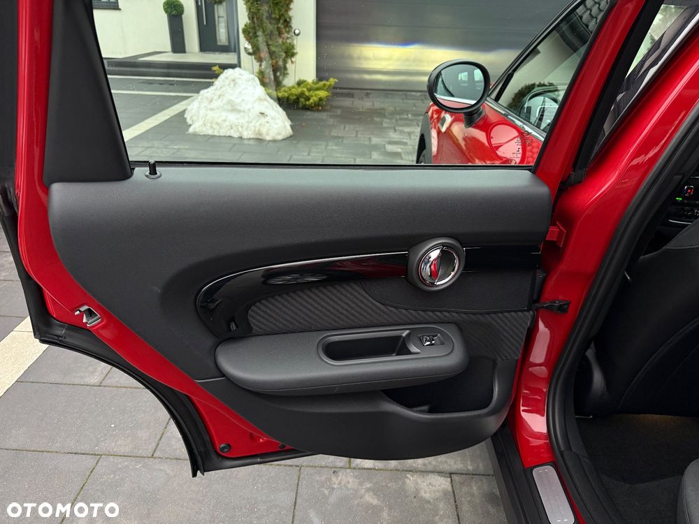 MINI Clubman Cooper Untold Edition - 30