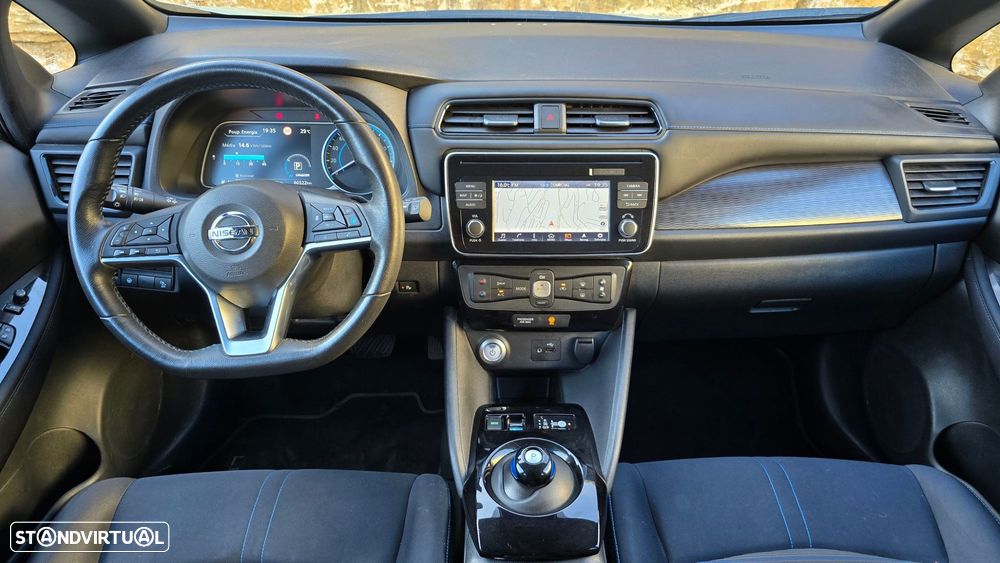 Nissan Leaf N-Connecta - 10