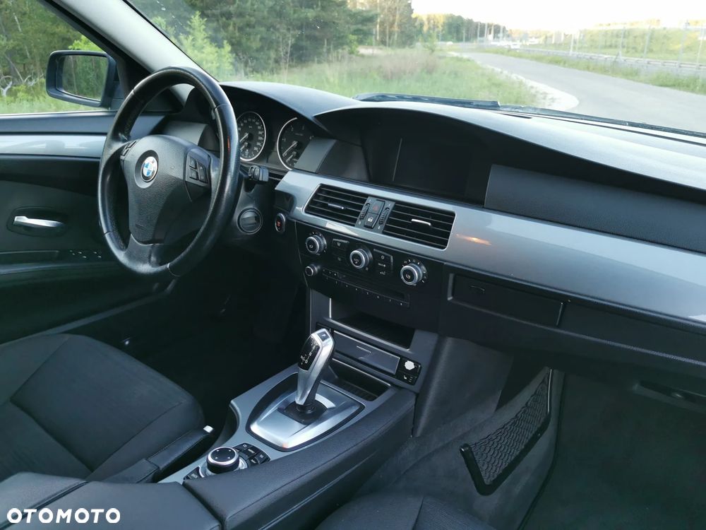 BMW Seria 5 520d - 6