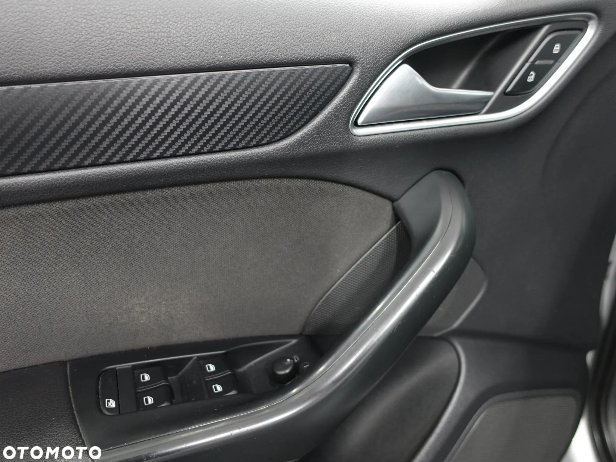 Audi Q3 - 18