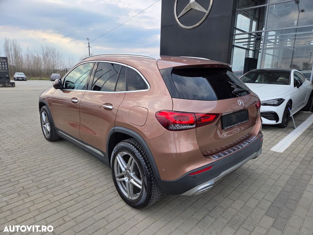 Mercedes-Benz GLA 200 4MATIC Aut. - 11