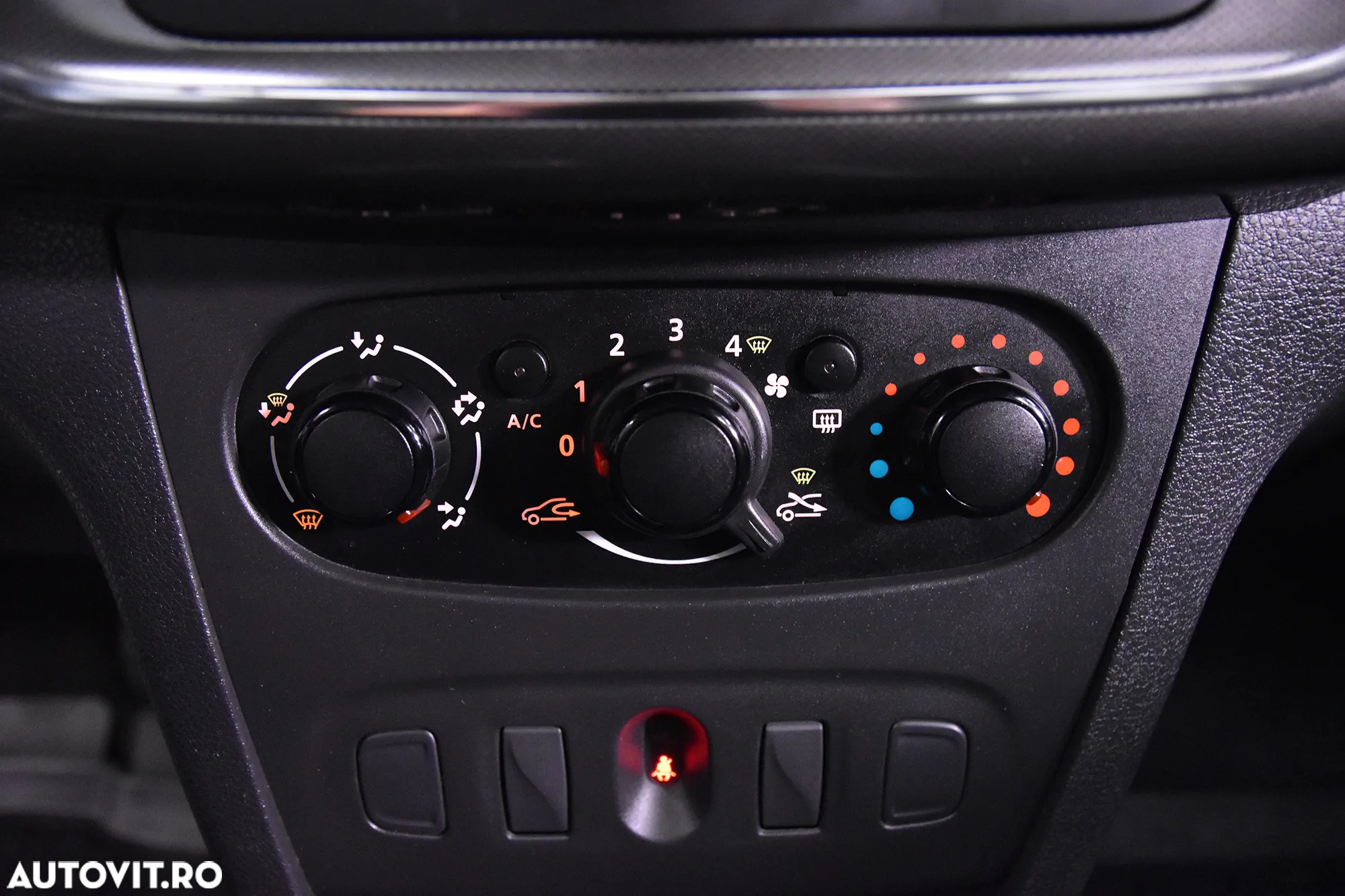 Dacia Sandero - 16