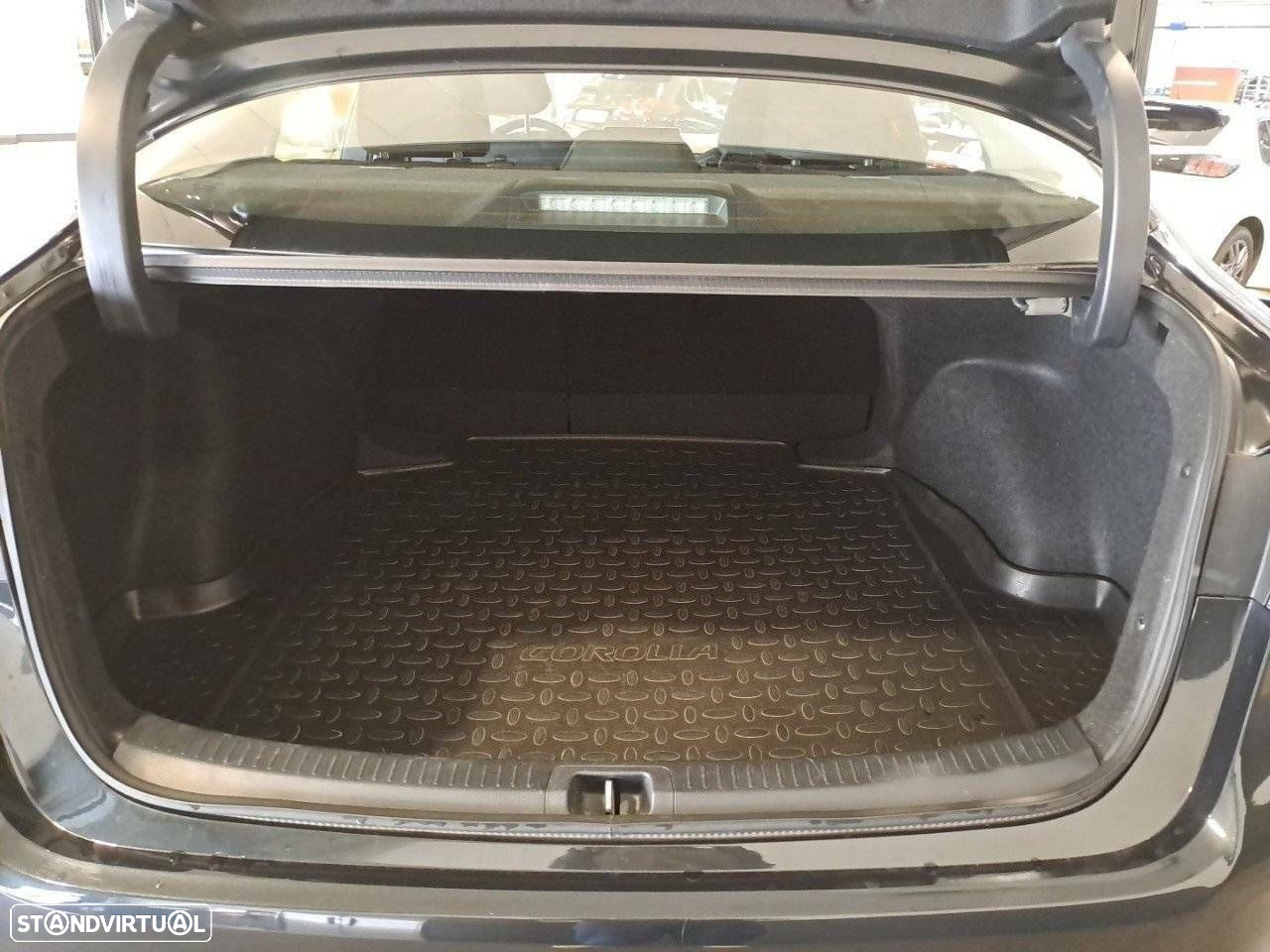 Toyota Corolla SD 1.8 Hybrid Comfort - 6