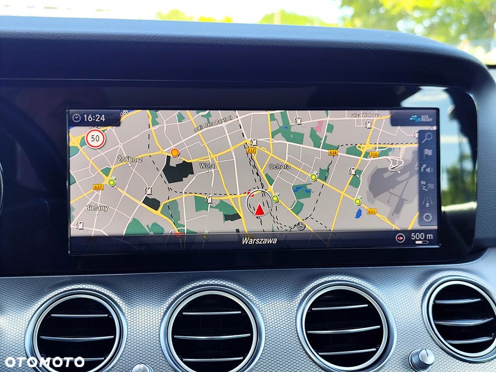 Mercedes-Benz Klasa E 220 d 4-Matic 9G-TRONIC - 22