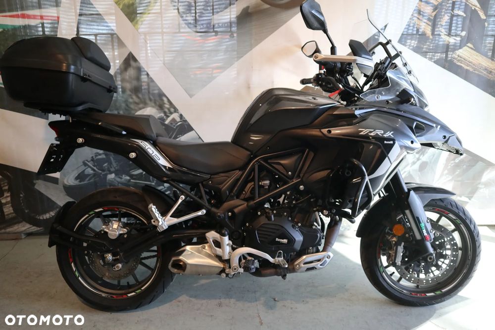 Benelli TRK 502 - 21