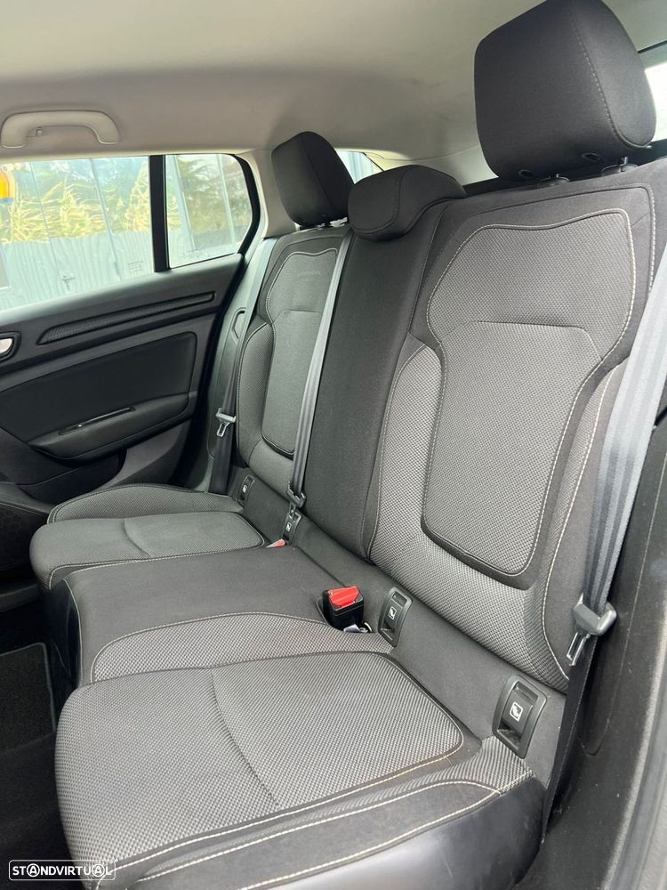 Renault Mégane Sport Tourer 1.5 dCi Bose Edition EDC J18 - 11