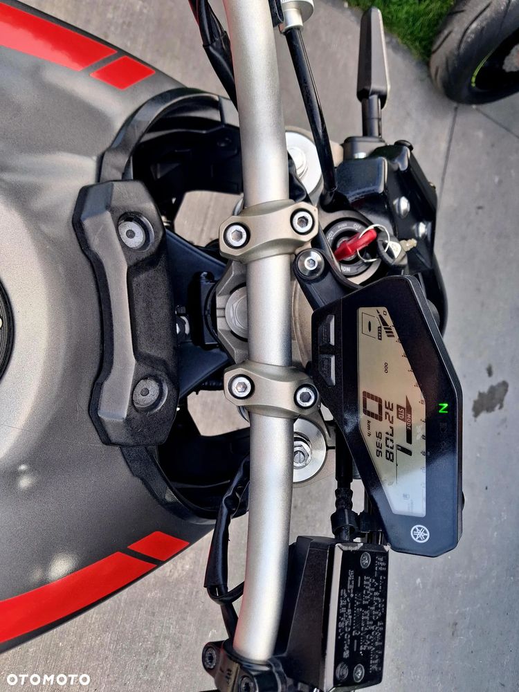 Yamaha MT - 9