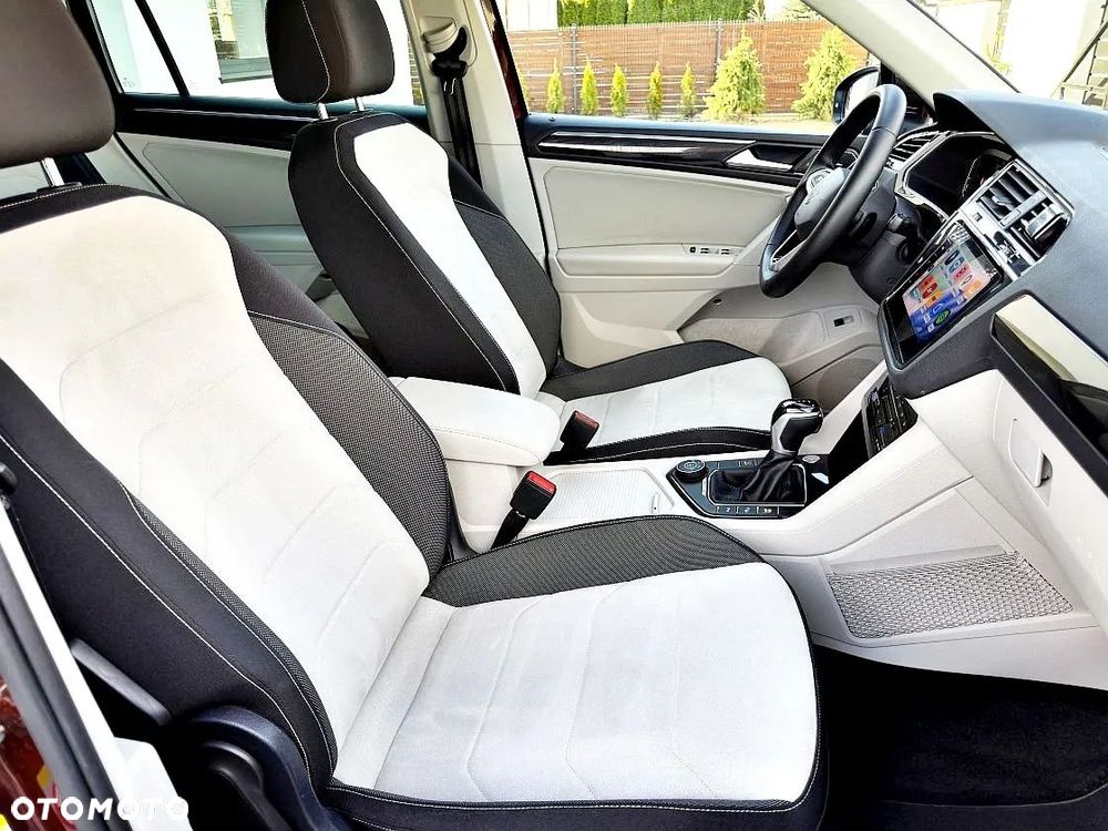 Volkswagen Tiguan 2.0 TDI SCR 4Mot Elegance DSG - 16