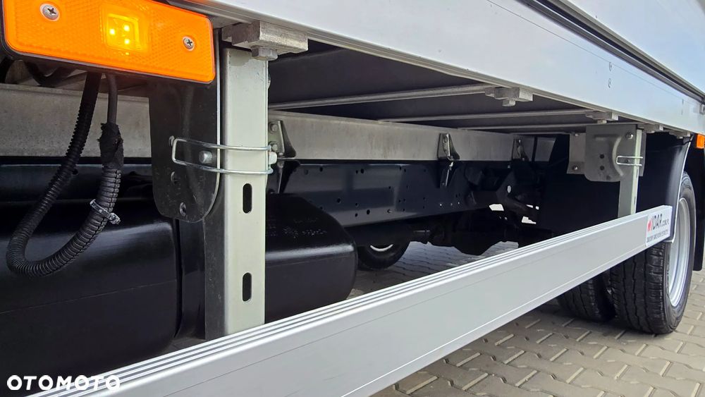 Iveco ❗️❗️DAILY 3.0 180KM MAXI 50C18 JAK NOWY ❗️❗️MODEL 2024 / BLOKADA MOSTU / SKRZYNIA OTWARTA WIDAR 10 PALET / 3500KG HAK / PIERWSZY WŁASCICIEL / NAVI / KAMERA COFANIA / FULL LED / TEMPOMAT AKTYWNY / BLIŹNIAKI / BURTY ALUMINIOWE / WERSJA WZMOCNIONA / FULL OPCJA / SERWIS ASO / SALON POLSKA / 35C15 50C15 35C18❗❗ JAK Z SALONU - NOWY -❗❗ - 7