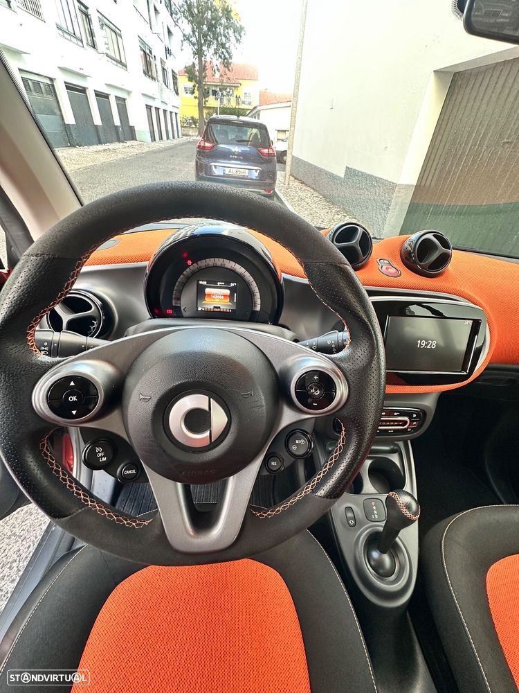 Smart ForTwo Coupé 1.0 mhd Passion 71 - 8