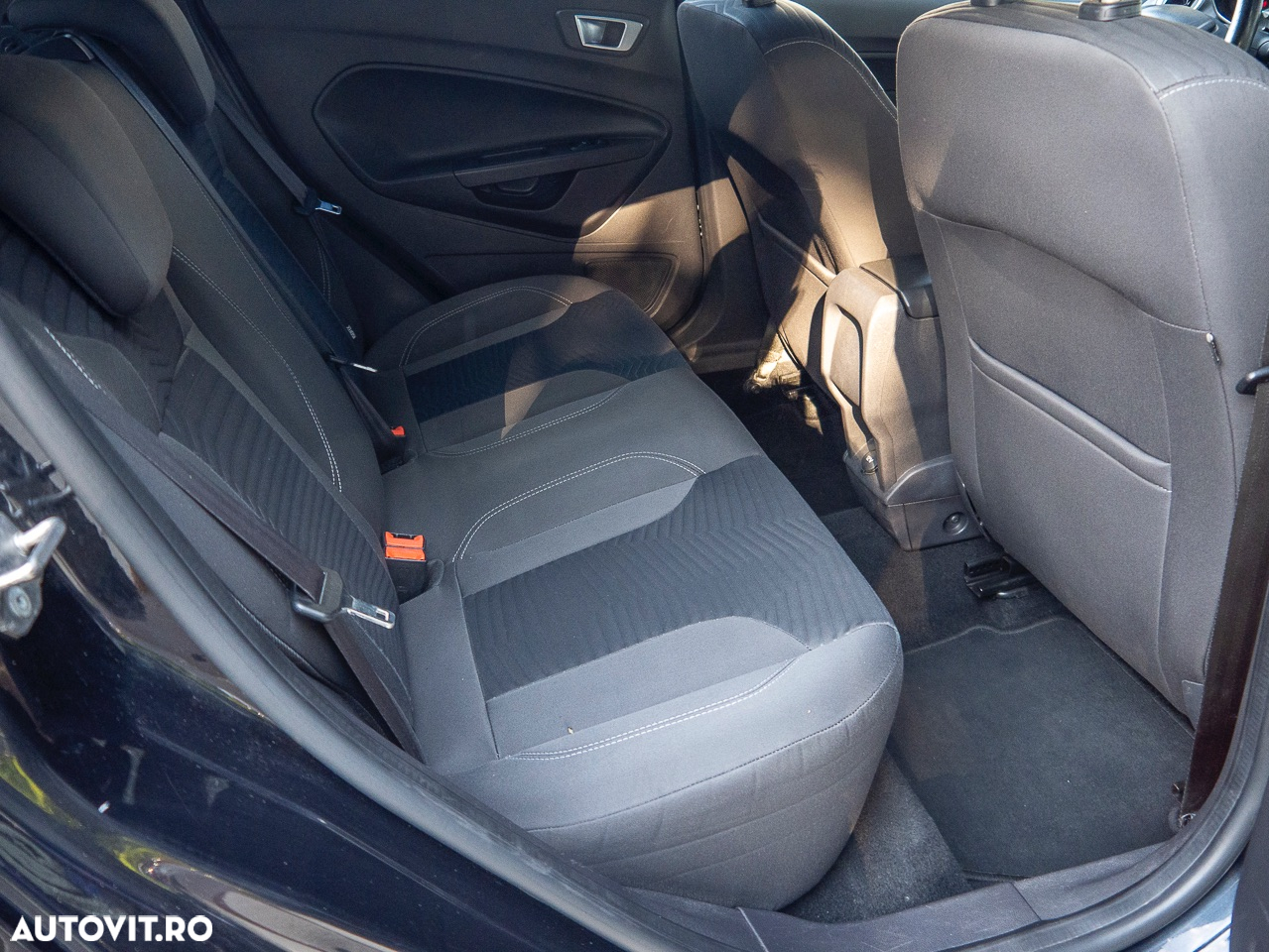 Ford Fiesta 1.6 TDCi DPF Trend - 4
