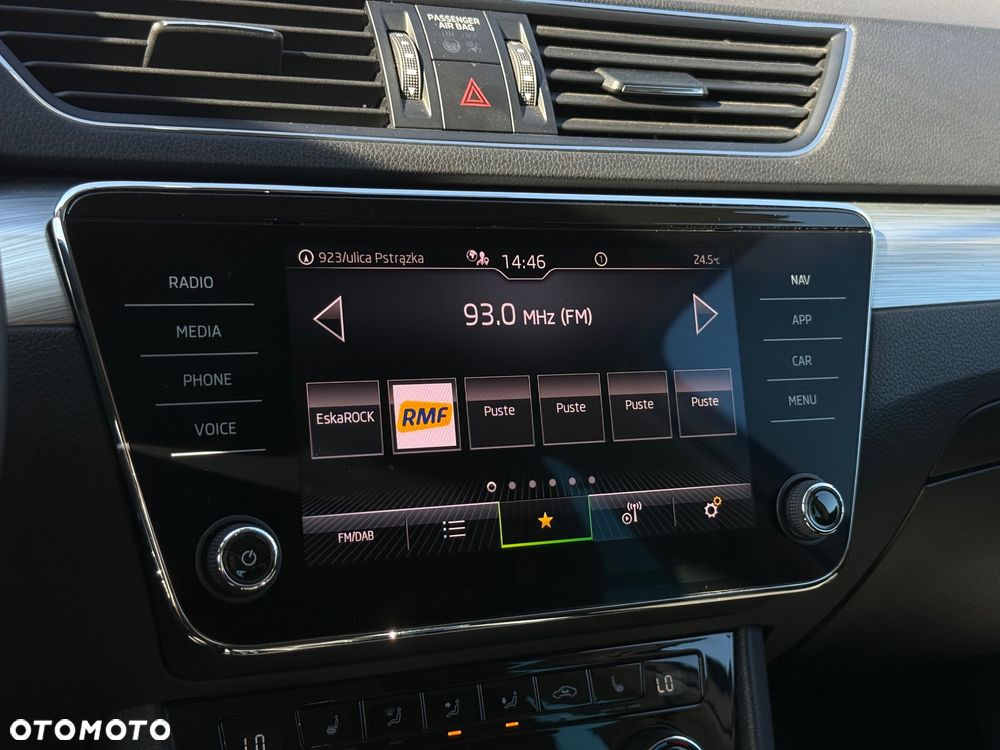 Skoda Superb 2.0 TDI SCR Ambition DSG - 21