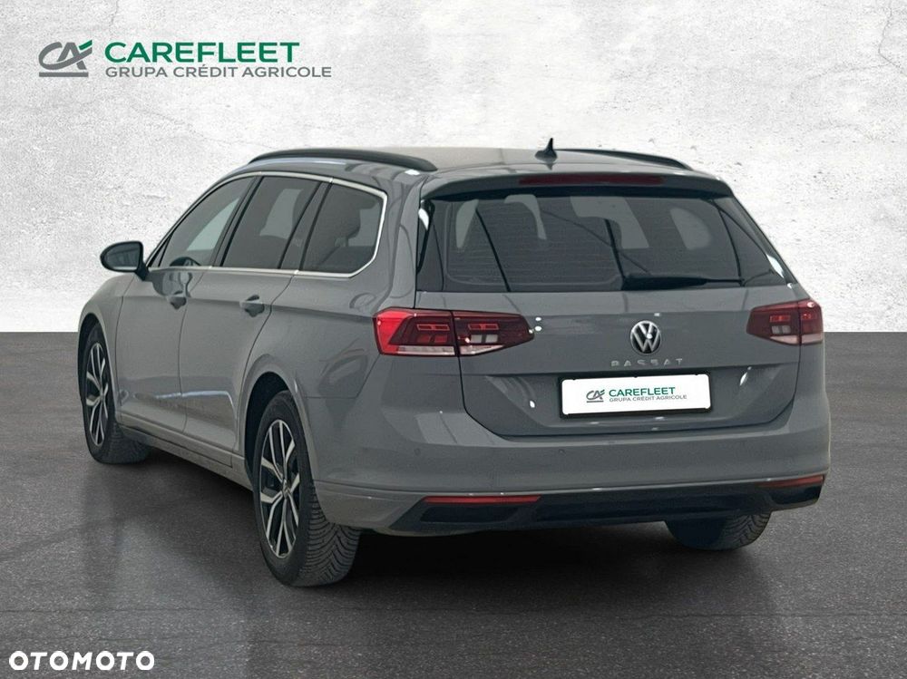 Volkswagen Passat - 7