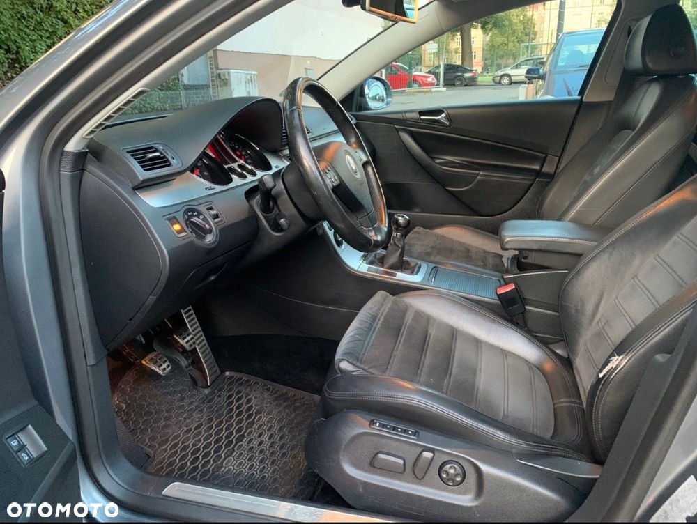 Volkswagen Passat 1.8 TSI Highline - 5