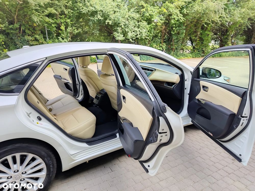 Toyota Avalon - 12