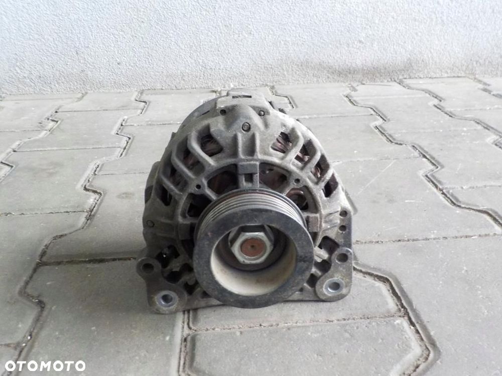 VW T4 LT 2.5 TDI ALTERNATOR - 1