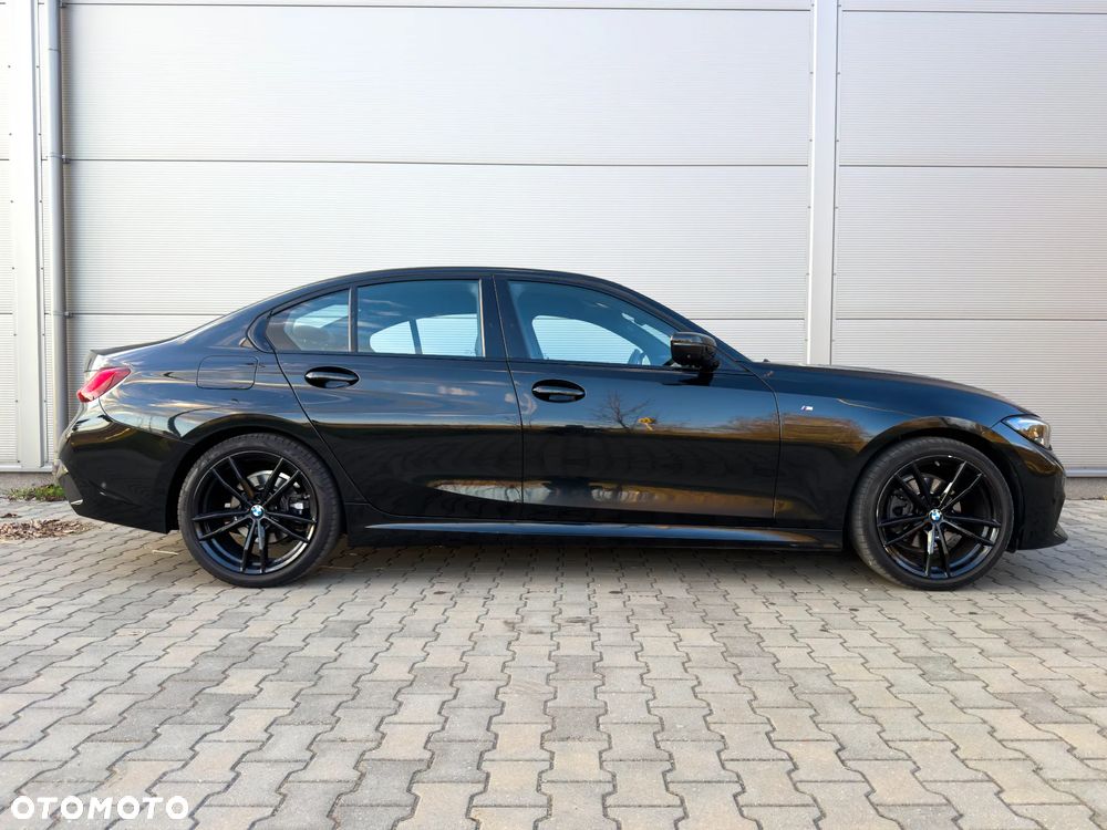 BMW Seria 3 320d xDrive M Sport Shadow - 4
