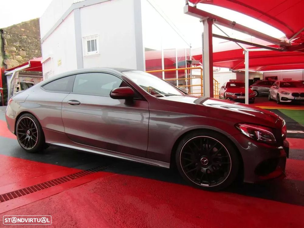 Mercedes-Benz C 220 d AMG Line - 1